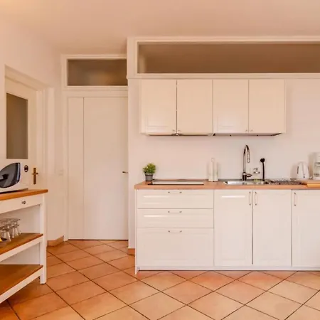 Luxury La Pianca - Pool And Terrace View