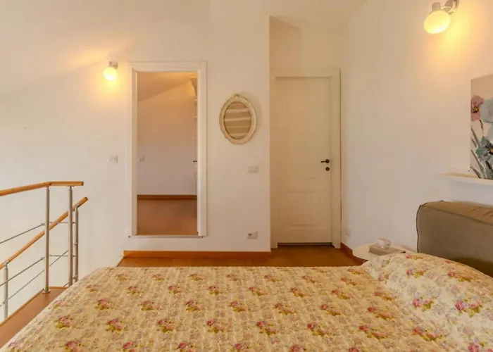 Luxury La Pianca - Pool And Terrace View Апартаменты *