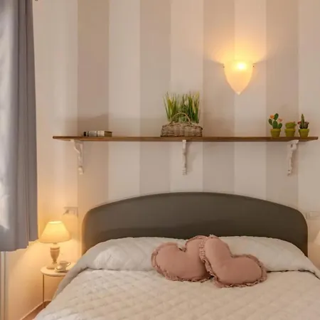 Luxury La Pianca - Pool And Terrace View